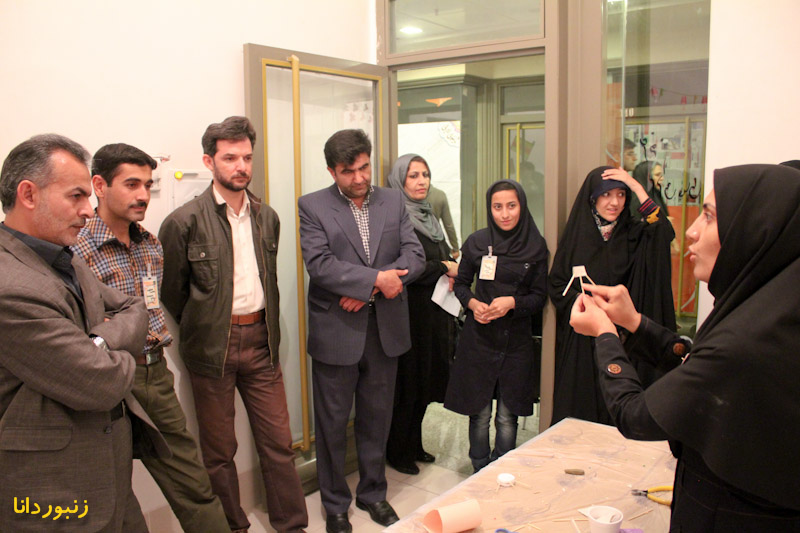 پایان کار نمایشگاه روز جهانی کودک - 3 پایان کار نمایشگاه روز جهانی کودک - 3